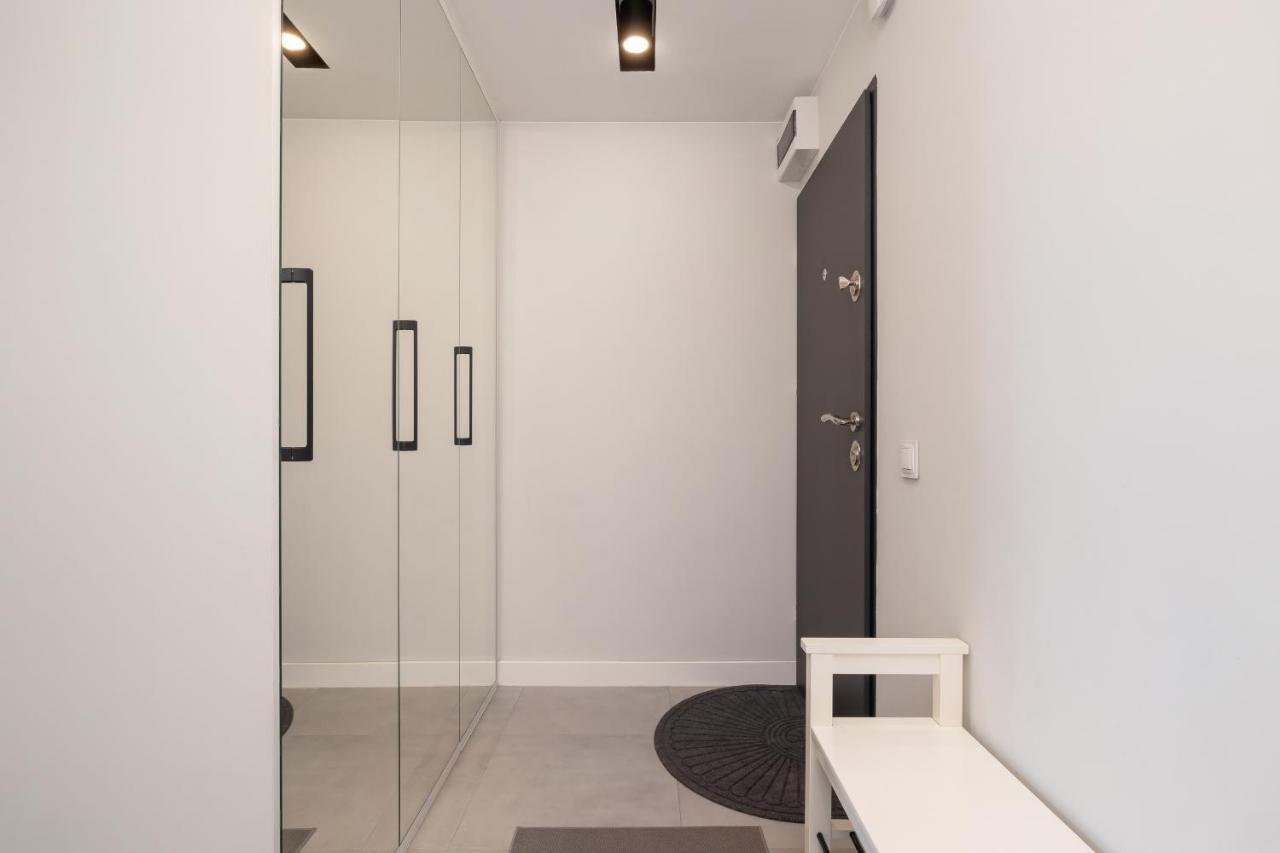 Korfantego Stylish Apartment With City View Spodek Katowice By Noclegi Renters Exterior photo